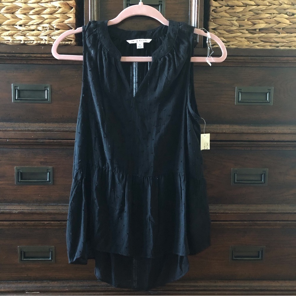 Zac & Rachel lightweight black clip dot sleeveless blouse in size S
